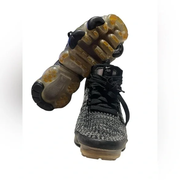 Nike Vapormax Flyknit Oreo - Picture 4 of 5